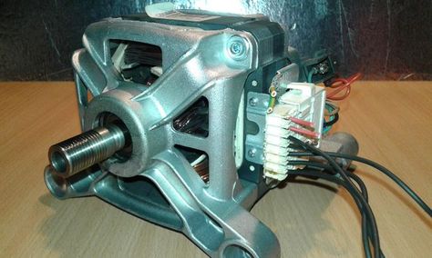 Washing Machine Motor Generator, Electrical Ideas, Washing Machine Motor, Emergency Generator, Basic Electrical Wiring, Old Washing Machine, Free Energy Projects, Motor Generator, Universal Motor