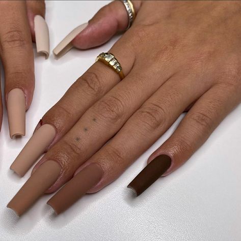 Cutesy Nails, Brown Acrylic Nails, Drip Nails, Edgy Nails, Cute Acrylic Nail Designs, Simple Acrylic Nails, Glow Nails, Long Acrylic Nails Coffin, Three Dots