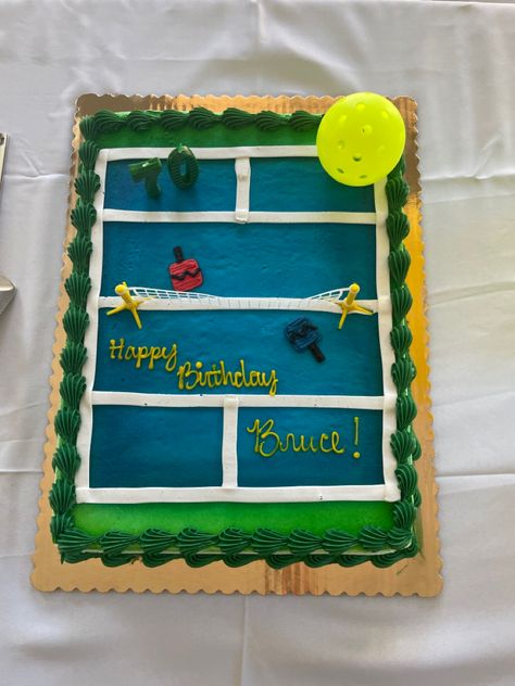 Pickleball Themed Cakes, Pickle Ball Cake Ideas, Pickleball Cake Ideas, Pickleball Cake, Pickle Board, Pickleball Party, Cake Themes, Birthday Sheet Cakes, Ball Cake