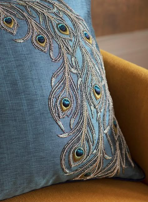 How To Make Crochet Cushion Cover|| Simple Cushion Pattern Luxury Embroidery Design, Latest Cushion Cover Designs, Embroidered Couture, Peacock Cushion, Pillows Embroidery, Glam Pillows, Fancy Cushions, Crochet Pillow Cases, Embroidery Cushion