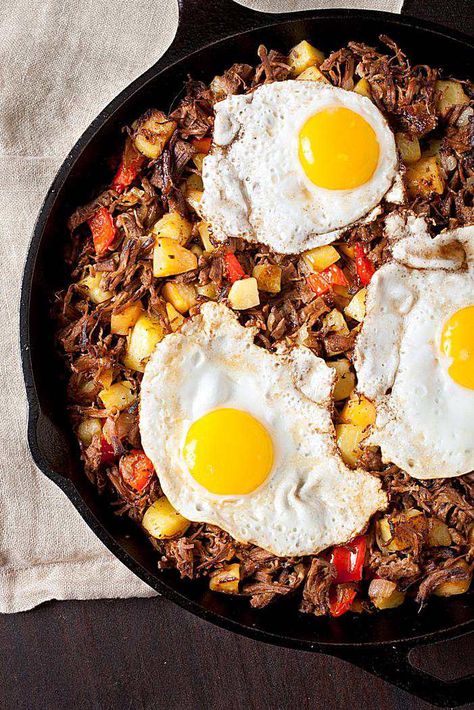 Beef Hash Recipe, Sweet Potato Hash Recipe, Corned Beef Hash Recipe, Potato Hash Recipe, Hash Recipe, Corned Beef Hash, Beef Hash, Brisket Recipes, Beef And Potatoes