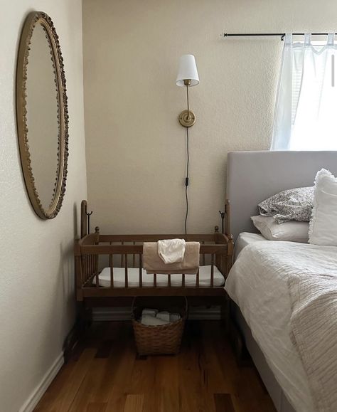 Nursery In Rental Home, Room Sharing With Baby, Bassinet In Parents Room, Goth Nursery, 1800s Home, Nursery Nook, Cottagecore Living, Parents Room, Nursery Room Design