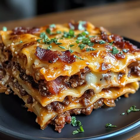 BBQ Bacon Cheeseburger Lasagna – PHUIIS BLOG Cheese Burger Lasagna, Bbq Lasagna Recipe, Parmesan Garlic Bacon Cheeseburger Lasagna, Bacon Cheeseburger Lasagna, Bbq Bacon Cheeseburger Lasagna, Cheeseburger Lasagna, Cowboy Lasagna, Bbq Bacon Cheeseburger, Hamburger Dinners