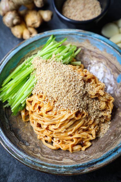 Sesame Udon Noodles, Vegetarian Dan Dan Noodles, Sesame Sauce Noodles, Egg Noodles Recipes Asian, Din Tai Fung Sesame Noodles Recipe, Vegan Asian Noodle Recipes, Cold Rice Noodle Recipes, Somen Noodles Recipes, Noodles Easy Recipes