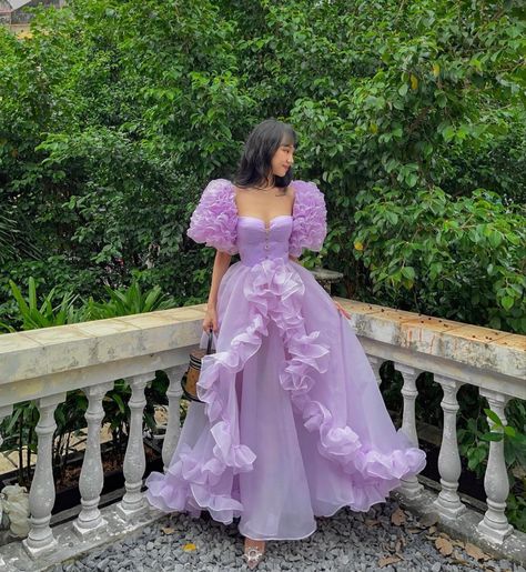 Organza Gown Designs, Princess Prom Dress, Latest Wedding Gowns, Prom Dress Short, Sleeve Ruffles, Princess Prom Dresses, Graduation Gown, A Line Maxi Dress, Best Prom Dresses