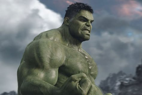 Thor: Ragnarok Has a Hulk Nude Scene, a First for Marvel Og 6 Avengers, Hulk Aesthetic, Og Avengers, Marvel Screencaps, Marvel Collage, Hulk Movie, Thor Ragnarok 2017, Best Movies List, Superhero Outfits