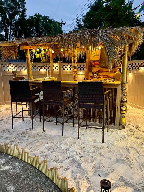 Amazing Yards, Tiki Bar Ideas, Privacy Lattice, Tiki Bars Diy, Tikki Bar, Bamboo Ideas, Bar Design Ideas, Outdoor Tiki Bar, Moroccan Garden