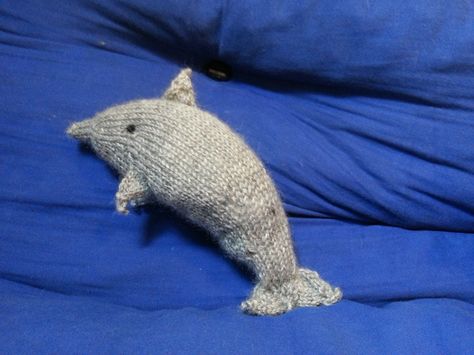 Rocky Island, Dolphin Pattern, Crochet Sea Creatures, Easy Amigurumi Pattern, Sea Cucumber, Knit Toys, Loom Craft, Knitting Patterns Free Scarf, Orca Whale