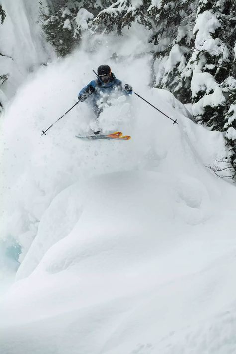 Powder to the face!! Credit: Atomic Skis Powder Day Ski, Atomic Skis, Track Workout Training, Skiing Photography, Ski Inspiration, Ski Aesthetic, Skiing Lessons, Powder Skiing, Ski Bums