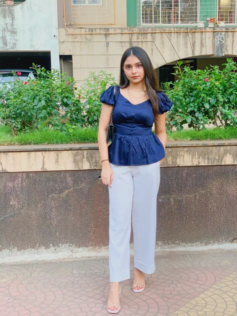 Farheen Panjwani, Lifestyle Upgrade, Casual Indian Fashion, Casual College Outfits, Teenage Fashion, Clothes Women, Instagram Photo Inspiration, Brunch Outfit, Teenage Fashion Outfits