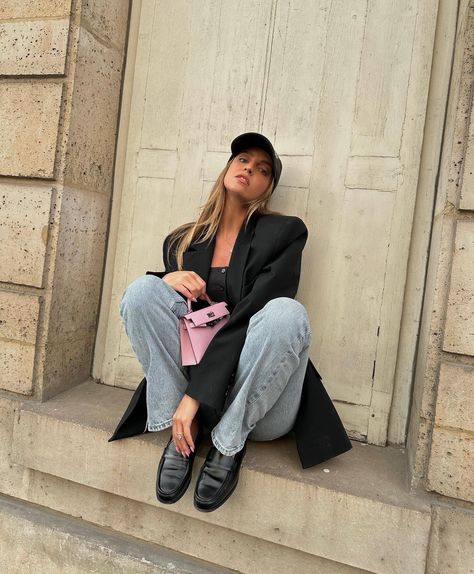 Carla Ginola 🇫🇷 Denim Ideas, Denim Jeans, Loafers, Photo And Video, Instagram Photo, Pink, Instagram