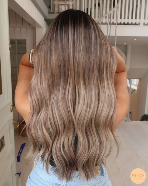 Balayage Light Brown, Light Brown With Blonde, Light Brunette Hair, Baylage Hair, Brown With Blonde, Bronde Balayage, Brown Hair Inspo, Bronde Hair, Brunette Hair With Highlights