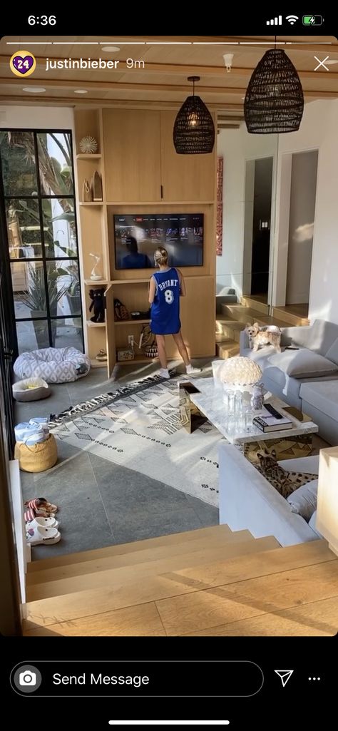 Hailey Bieber House Interior, Hailey Bieber Home, Hailey Bieber House, Justin Bieber Home, Justin Bieber House, Hailey Style, Hailey Rhode, Song Covers, Hailey Bieber