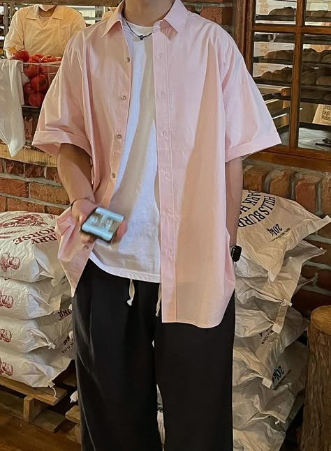 Pink Outfit For Men Casual, Coquette Outfit For Men, Pink Aesthetic Outfits Men, Pink Button Up Shirt Outfit Men, Coquette Boy Outfit, Pink Button Up Shirt Outfit, Pastel Outfit Men, Black Pants White Shirt, Male Outfits Aesthetic