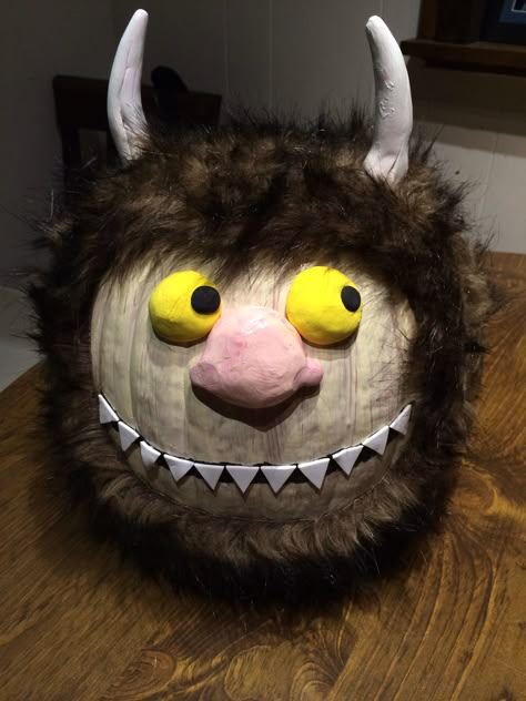 DIY pumpkin decorating idea. Where the Wild Things Are Where The Wild Things Are Pumpkin, Pumkin Decoration, Book Character Pumpkins, Pumpkin Decorating Diy, Story Book Pumpkin, Couples Halloween, Character Pumpkins, Creative Pumpkin Decorating, Pumpkin Books