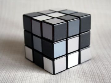 Cool Rubix Cubes, Black Rubiks Cube, Rubik Cube Aesthetic, Cool Rubiks Cube, Rubix Cube Aesthetic, Rubiks Cube Aesthetic, Rubics Cubes, Cool Cube, Monochromatic Aesthetic