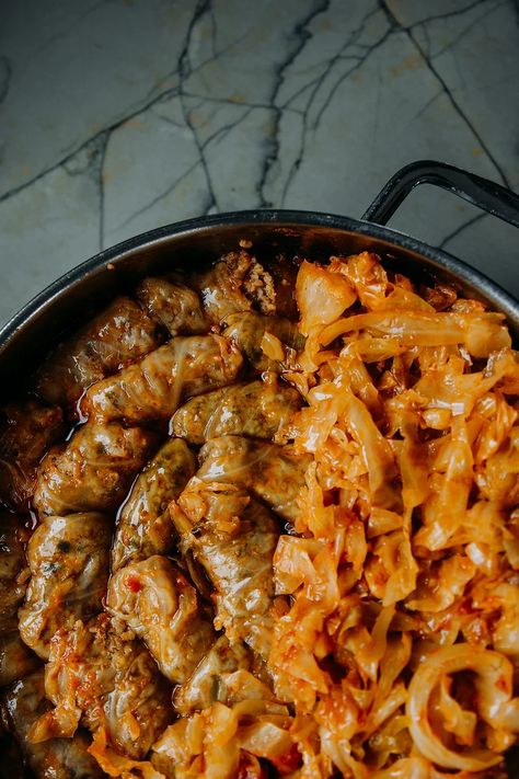 cabbage rolls, or the Romanian "sarmale" Sarmale Recipe, Cabbage Rolls Recipes, Romanian Dishes, Making Sauerkraut, Romanian Culture, Sour Cabbage, Stuffed Cabbage Rolls, Cabbage Rolls Recipe, Stuffed Cabbage