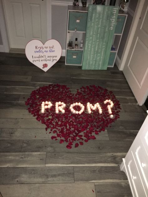 Prom Proposal Room Ideas, Book Promposal Ideas, Prom At Home Ideas, Cute Promposal Ideas For Girlfriend, Prom Posals Ideas For Girlfriend, Promposal Ideas For Girlfriend, Best Prom Proposals, Promposal Ideas For Him, Cute Dance Proposals