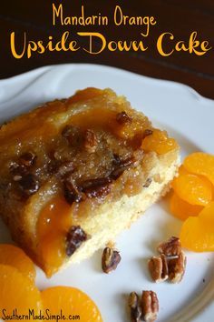 Easy + delicious Mandarin Orange Upside Down Cake with brown sugar and pecans. So delicious and only uses a few ingredients! Mandarin Orange Cobbler, Upside Down Mandarin Cake, Mandarin Orange Upside Down Cake, Desserts With Mandarin Oranges, Mandarin Orange Recipes, Mandarin Upside Down Cake, Grapefruit Desserts, The Best Fudgy Brownies, Desserts Easy Recipes