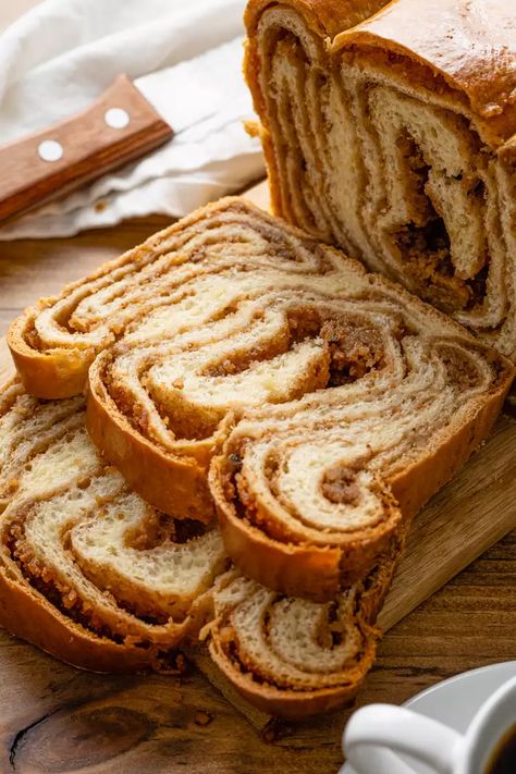 Povitica Bread Recipe, Povitica Recipe, Traditional Croatian Food, Roll Dough Recipe, Swirl Bread, Cinnamon Swirl Bread, Artisan Bread Recipes, Chunky Peanut Butter, Swirled Bread