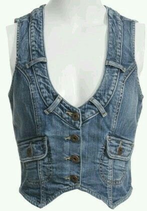 Jeans Refashion, Denim Waistcoat, Denim Crafts Diy, Blue Jeans Crafts, Diy Vetement, Denim Ideas, Recycled Jeans, Recycle Jeans, Upcycle Jeans