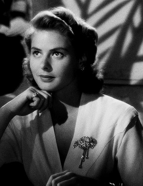 Ingrid Bergman in Casablanca Ingrid Bergman Casablanca, Casablanca Movie, Pernell Roberts, Old Hollywood Actresses, Isabella Rossellini, Ingrid Bergman, Classic Movie Stars, Old Hollywood Stars, Tina Fey