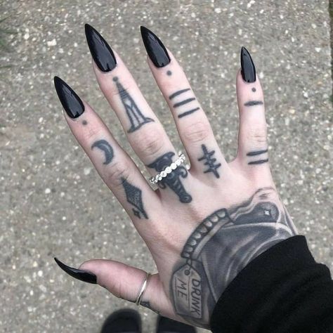 Rings Moon, Remember Tattoo, Nails Rings, Finger Tats, Goth Tattoo, Hand And Finger Tattoos, Wicked Tattoos, Hand Tats, Scary Tattoos