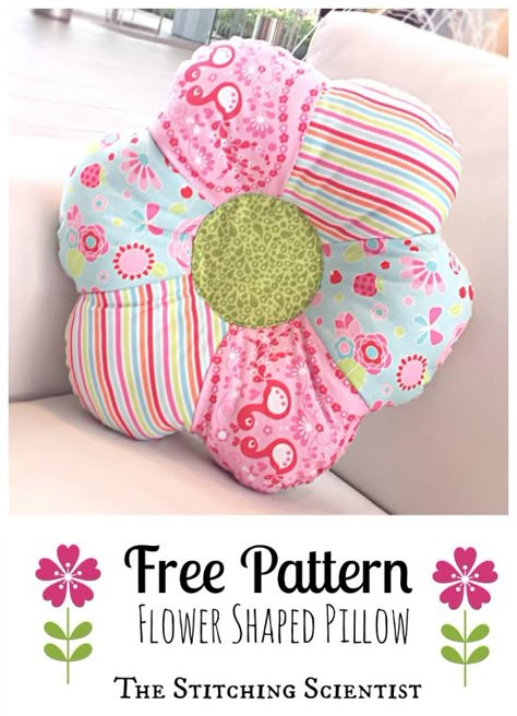 Free Pattern Flower Shaped Pillow #freesewingpattern Daisy Pillow Pattern Free, Starfish Pillow Pattern, Patterns For Throw Pillows, Room Decor Sewing Projects, Cute Pillow Ideas, Flower Pillow Pattern Sewing, Sewing Patterns Gifts, Fun Pillows Diy, Flower Cushions