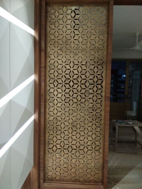 Jali Partition In Living Room, Mandir Partion Design, Cnc Partion Design, Pooja Room Cnc Design, Room Dividers Ideas Temporary Wall, Mdf Jali Design, Cnc Partition, Room Dividers Ideas, Wooden Wall Partition