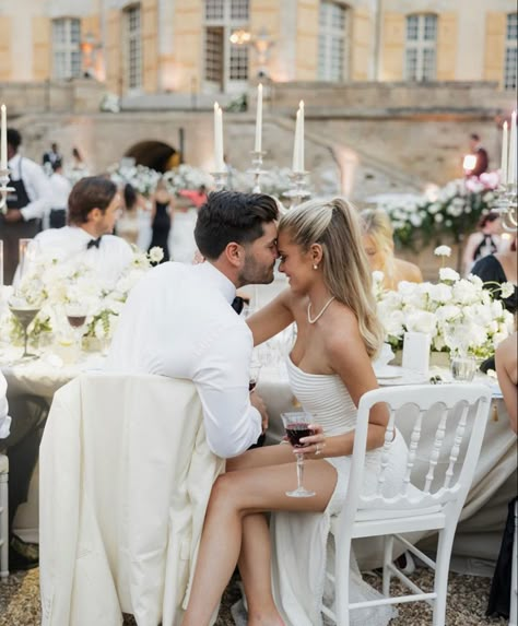 Hannah G Wedding, Dylan Barbour, Modern Wedding Aesthetic, Hannah Godwin, Tiana Wedding, Bride Era, Bachelor In Paradise, Wedding In France, Princess Vibes