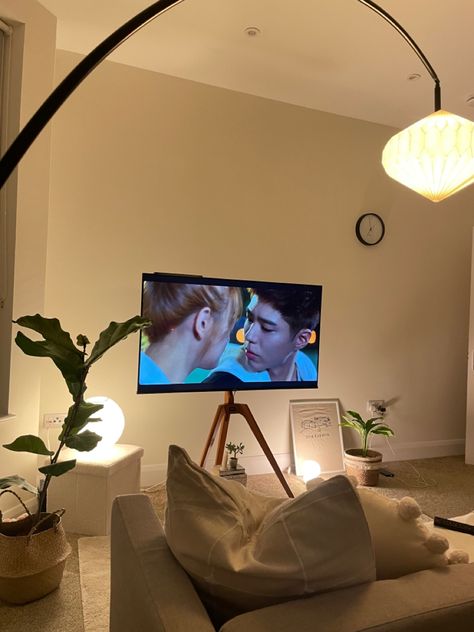 Tv Tripod Living Room, Korean Tv Stand, Tripod Tv Stand Living Rooms, Tv With Plants, Easel Tv Stand Living Rooms, Tv Stand Aesthetic, Tv Tripod Stand, Tv Stand Tripod, Tv Stand Bedroom