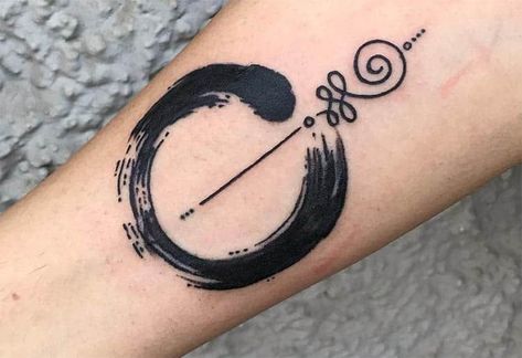 Enso Tattoo Woman, Enso Tattoo, Tattoo Designs With Meaning, Courage Tattoos, Designs With Meaning, Tattoos For Women Small Meaningful, Thailand Tattoo, Unalome Tattoo, Medusa Tattoo