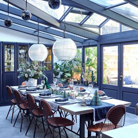 Converting Your Conservatory: New Styles and Setups! | L'Essenziale Conservatory Extension Ideas, Modern Floor Tiles, Old House Renovation, Dining Area Ideas, Cornwall House, Conservatory Extension, Scandinavian Loft, Sean Anderson, Small Balconies