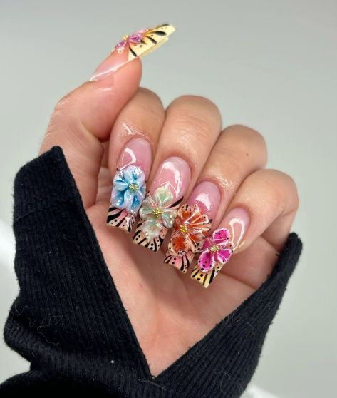 Gel Flower Nail Designs, Sculpted Flower Nails, Cool Acrylic Nails, Vacay Nails, Nail Jewels, Classy Acrylic Nails, Dope Nail Designs, Nails Only, Unique Acrylic Nails