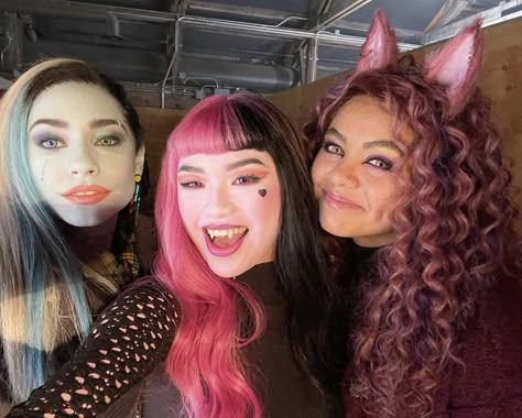 Ceci Balagot, Clawdeen Draculaura, Live Action Characters, Monster High The Movie, Draculaura Aesthetic, Monster High Cosplay, Haunted Hayride, Pony Videos, Duo Costumes