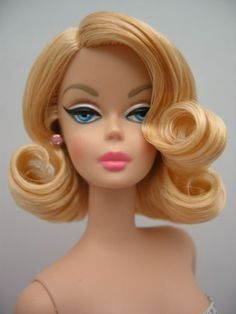 60s Barbie, 1960s Glamour, Barbie Tattoo, Retro Barbie, Barbies Pics, Vintage Mannequin, Barbie Silkstone, Silkstone Barbie, Beautiful Barbie Dolls