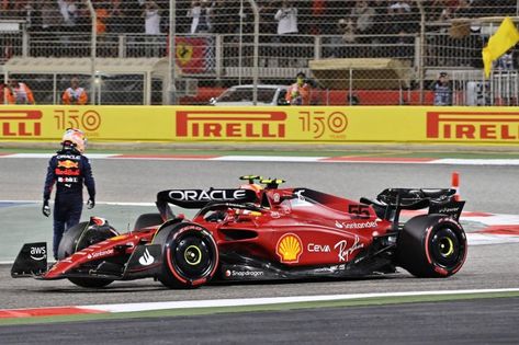 TECH TUESDAY: The power unit gains behind Ferrari's 2022 Bahrain Grand Prix 1-2 finish | Formula 1® Ferrari 1-2 Bahrain, Bahrain Grand Prix 2022, Ferrari Bahrain 2022, Mark Hughes, F1 75, Russian Grand Prix, Tech Tuesday, Bahrain Grand Prix, Sergio Perez