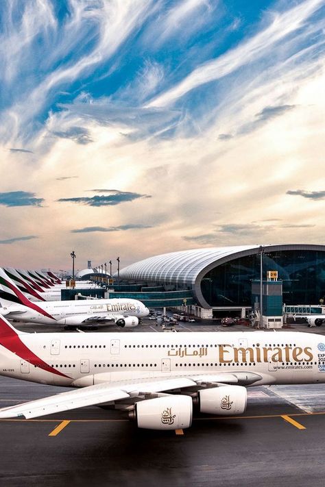 Emirates Airline Cabin Crew, Plane Window View, Emirates Cabin Crew, Plane Photography, Airline Cabin Crew, New York Wallpaper, Fly Emirates, Airplane Wallpaper, Airport Aesthetic