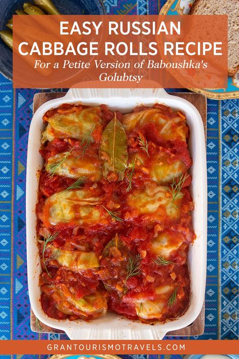 Russian Cabbage Rolls, Galumpki Recipe, Golubtsi Recipe, Russian Meals, Cabbage Roll Recipe, Cauliflower Flatbread, Best Cabbage Recipe, Charcuterie Lunch, Russian Salad