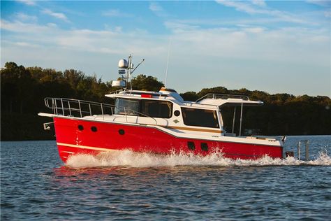 Ranger Tugs R-29 S Tug Boats For Sale, Ranger Tugs, Jump Seats, Deck Boat, Boat House, Below Deck, Underwater Lights, Fresh Water Tank, Yacht For Sale