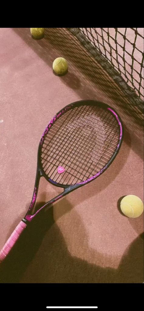 Tennis Racket Babolat, Aesthetic Tennis Racket, Tennis Racket Aesthetic, Head Tennis Racket, Tennis Pictures, Head Tennis, Tennis Life, Girly Wallpapers, Tennis Rackets