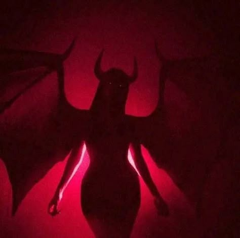 Demon Aestethic Female, Red Succubus Art, Female Shadow Demon, Demon Asthetic Picture, Woman Vampire Aesthetic, Red Horns Aesthetic, Red Witchy Aesthetic, Demoness Aesthetic, Lilith Photoshoot