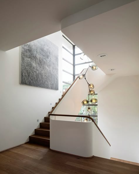 Lindsey Adelman Chandelier, Luigi Rosselli, Contemporary Remodel, Stairwell Lighting, Contemporary Staircase, Home Stairs, Bubble Chandelier, Staircase Chandelier, Modern Stairs