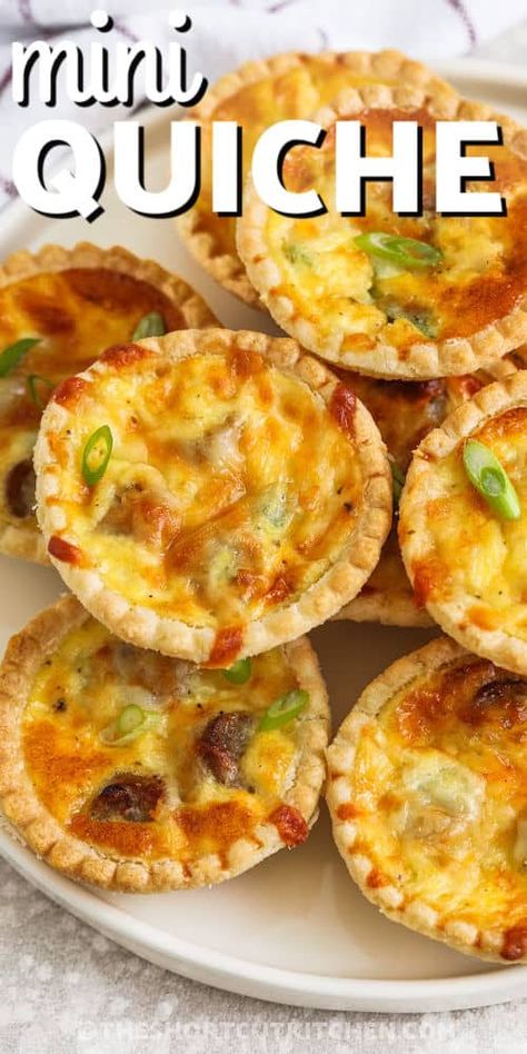 Mini Quiche Recipe Baked Cornish Hens, Savory Quiche, Mini Breakfast Quiche, Quiche Pastry, Mini Quiche Recipe, Breakfast Quiche Recipes Easy, Mini Pastry, Crescent Breakfast, Mini Quiche Recipes