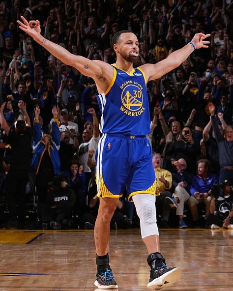 Steph Curry Celebration, Basketball Editorial, Stephen Curry Wallpaper, Curry Wallpaper, Stephen Curry Basketball, Wardell Stephen Curry, Curry Basketball, Devin Booker, Western Conference