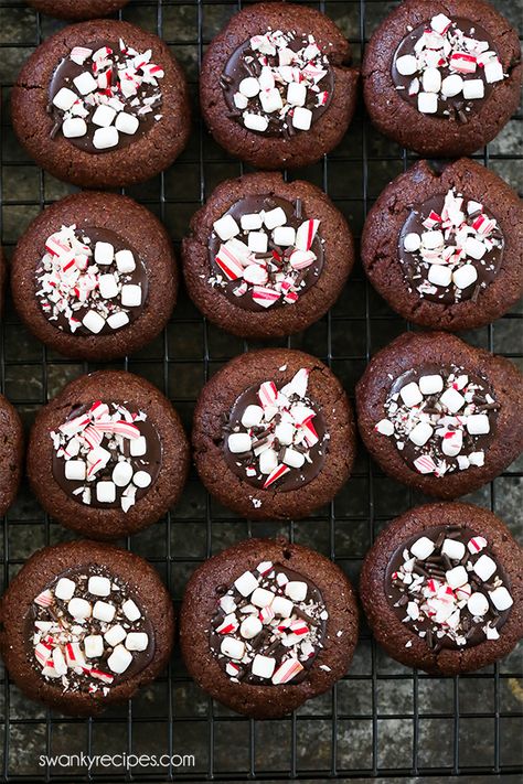 Turtle Thumbprint Cookies Recipe, Cocoa Desserts, Thumbprint Cookies Christmas, Thumbprint Cookies With Icing, Chocolate Fudge Cookies, Chocolate Thumbprint Cookies, Hot Cocoa Cookies, Chocolate Peppermint Cookies, Thumbprint Cookies Recipe