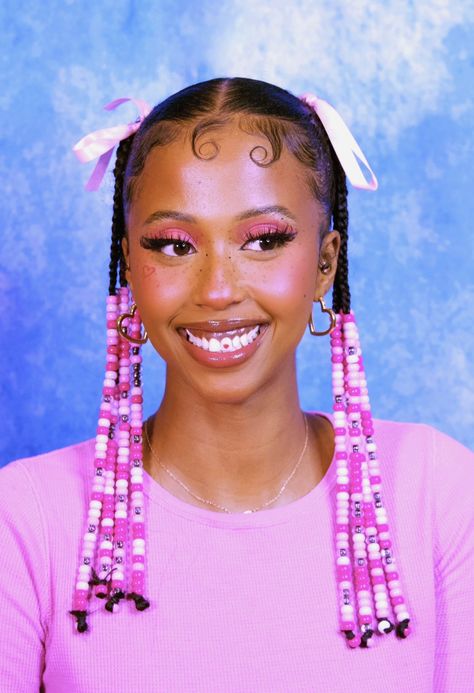 Unique Hair Styles Black Women, Pink Twists Black Women, Everything Fashion, Harajuku Hair, Cute Box Braids Hairstyles, Braids With Beads, Pretty Braided Hairstyles, Braids For Black Women, Hair Decorations