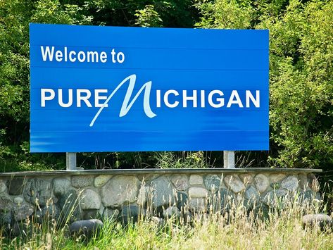 MICHIGAN State Signs, Kentucky State, South Of The Border, Arbour Day, Welcome Signs, State Of Michigan, Roadside Attractions, Pure Michigan, Quotes About Moving On