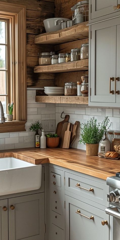 Kitchen Nook Window Ideas, Cozy Cottage In The Woods Interiors, Kitchen Remodel Colorful, Rustic Boho Kitchen Ideas, Kitchen With Shelves And Cabinets, Kitchen Ideas Country Style, Small Farm Kitchen, Small Country Kitchen Ideas, Kitchen Shelf Ideas