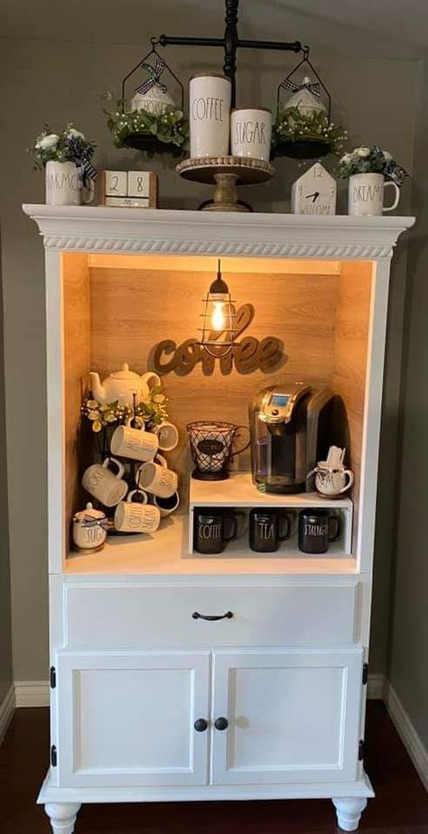 Bars In Kitchen, Coffee Bar Aesthetic, Coffee Bar Decorations, Coffee Bar Inspiration, Coffee Bar Diy, At Home Coffee Bar, Armoire Coffee Bar, Coffee Bar In Kitchen, Kaffe Station